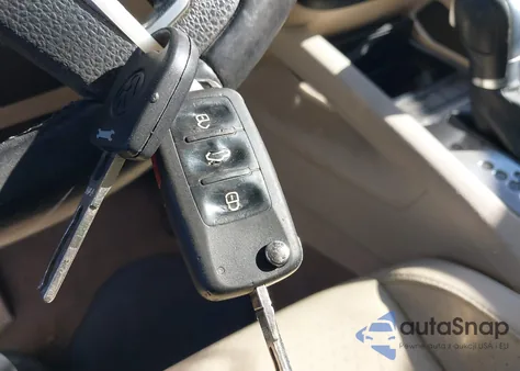 2012 Volkswagen Eos Komfort from USA, damaged, VIN WVWBW7AH7CV005448